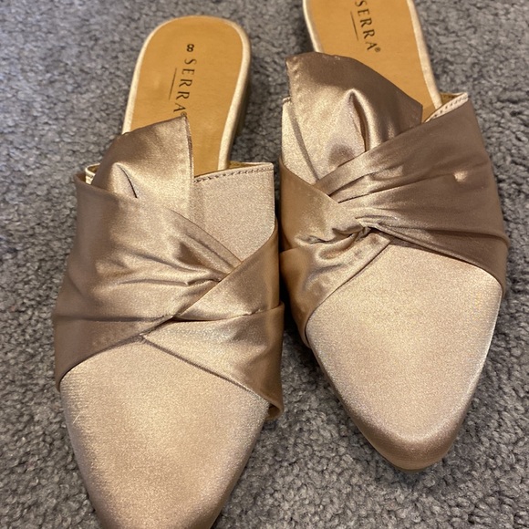 Serra mules size 8 satin look- tan with rose undertones - Picture 4 of 4